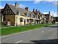 Cottages in Broadway