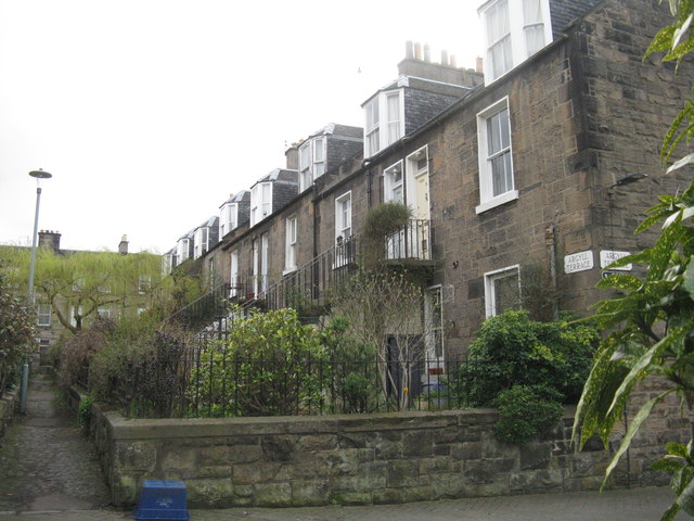 Argyll Terrace © M J Richardson :: Geograph Britain and Ireland