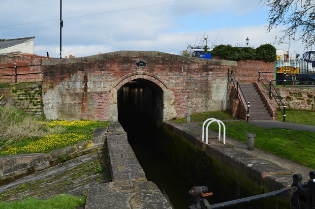 Bridge No 2, Staffordshire and Worcestershire canal, Stourport