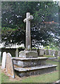 Old cross in Ipplepen churchyard