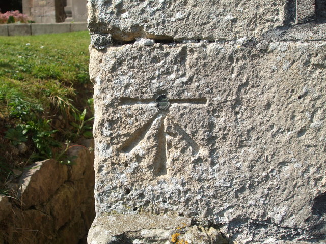 Bolt benchmark on St Mary's, Olveston © Neil Owen :: Geograph Britain ...