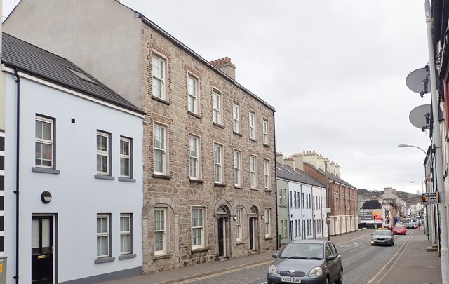 Terraced housing in Canal Street, Newry © Eric Jones cc-by-sa/2.0 ...