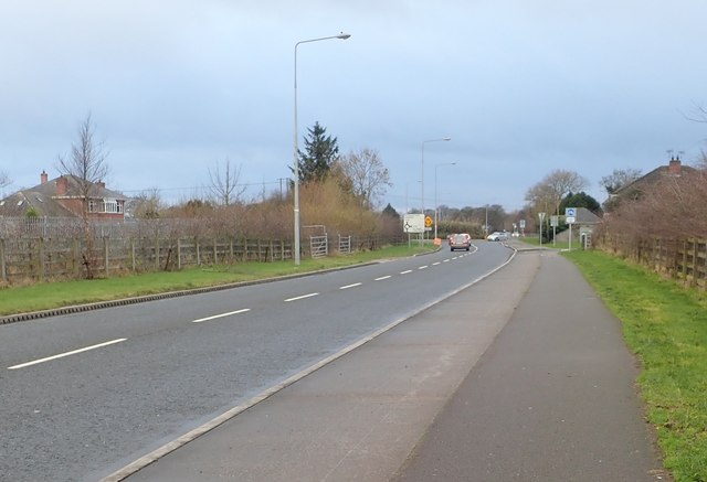 Red Barns Road approaching the... © Eric Jones cc-by-sa/2.0 :: Geograph ...