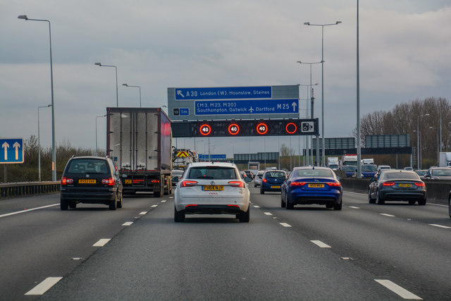 London Borough of Hillingdon : M25... © Lewis Clarke cc-by-sa/2.0 ...