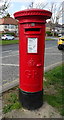 TA0229 : George V postbox on Kingston Road (B1232) by JThomas