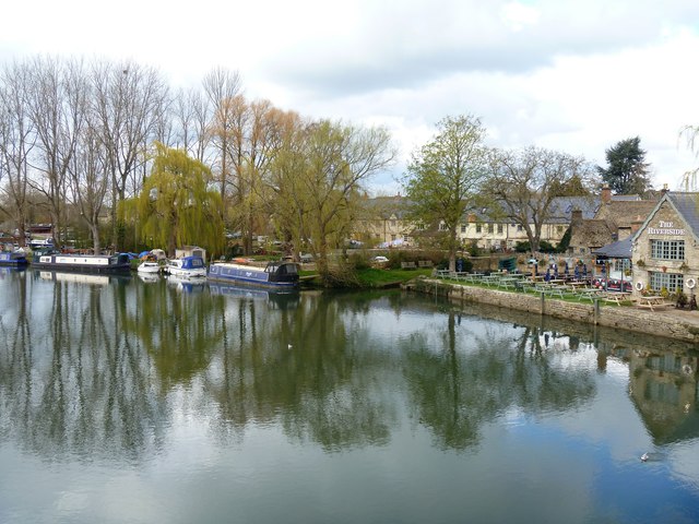 The River Thames at Lechlade [3] © Michael Dibb :: Geograph Britain and ...