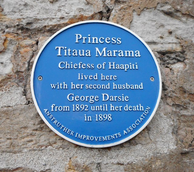 Blue plaque commemorating Princess Titaua Marama