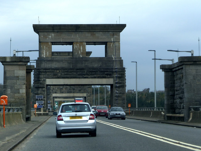 North Wales Expressway, Pont Britannia