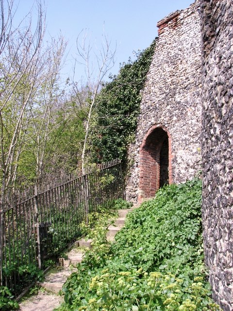 Steps From Carrow Hill To The Black © Evelyn Simak Cc By Sa20