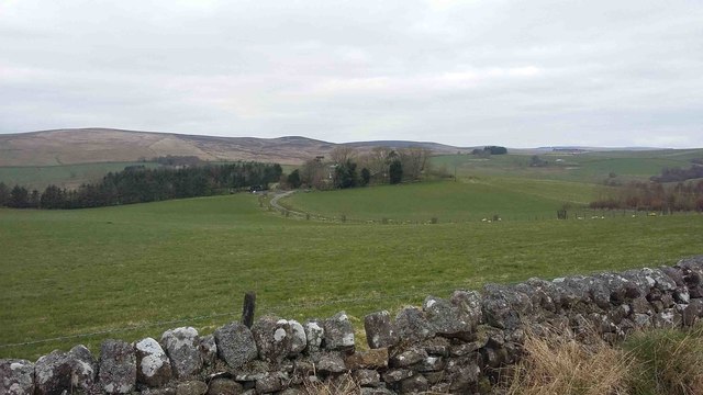 View towards Halls Hill Farm