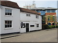 SU4766 : Kings Road West premises to let, Newbury by Jaggery