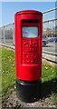 Elizabeth II postbox on Blackburn Road, Simonstone