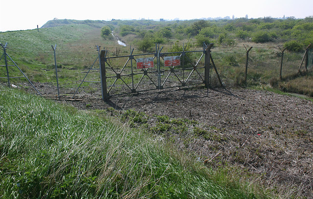 Fenced off area near Morrin's Point