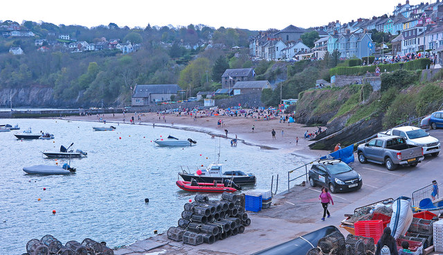 South Beach, New Quay © Dylan Moore Cc-by-sa 2.0 :: Geograph Britain 