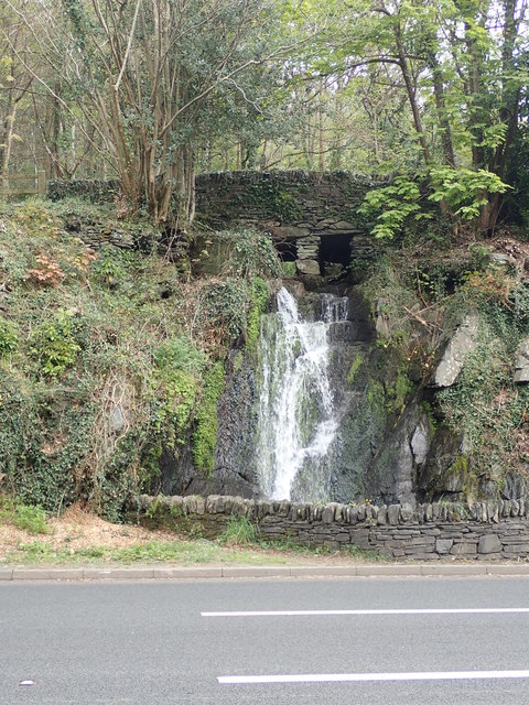 Afon Euarth waterfall