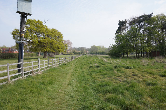 Wanderlust Way, Barnoldby le Beck © Ian S cc-by-sa/2.0 :: Geograph ...