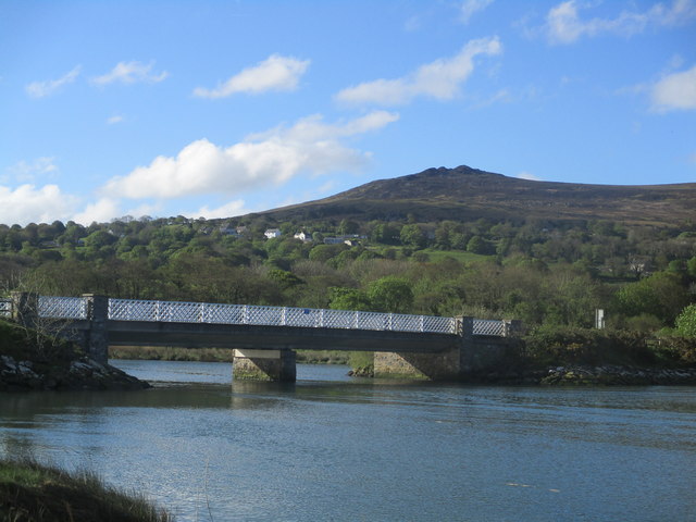 Pont droes Afon Nyfer / Bridge over Afon Nyfer