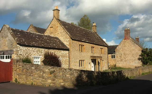 Estate House, East Coker © Derek Harper cc-by-sa/2.0 :: Geograph ...