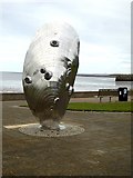 NT3373 : Mussel sculpture, Murdoch Green by Oliver Dixon