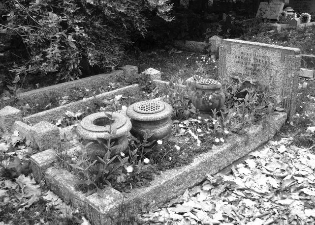 The grave of Rachel Winlove