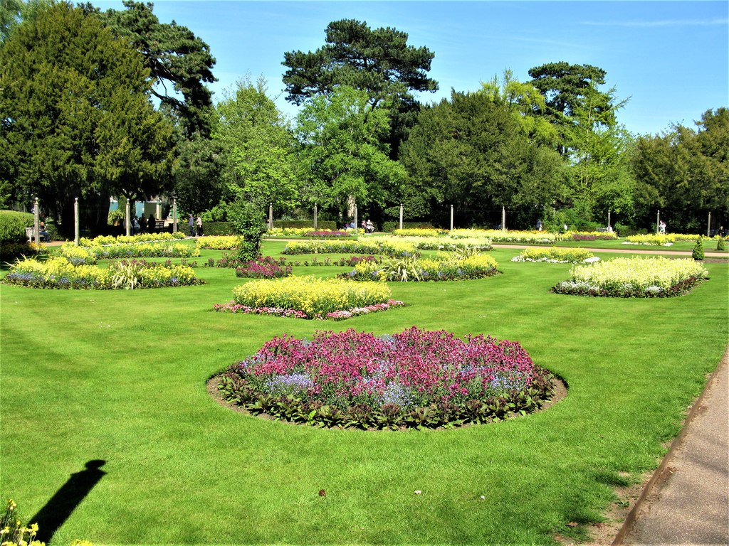 Abbey Gardens, Bury St Edmunds © G Laird :: Geograph Britain and Ireland