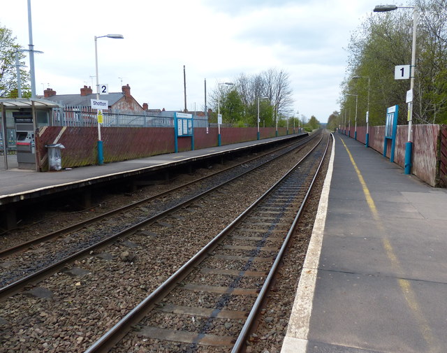 Platforms 1 & 2 at Shotton Railway... © Mat Fascione :: Geograph ...