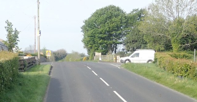 The Kinghill road junction on the B8 (Hilltown Road)
