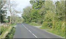 J2532 : The B8 (Hilltown Road) in Kinghill TD by Eric Jones