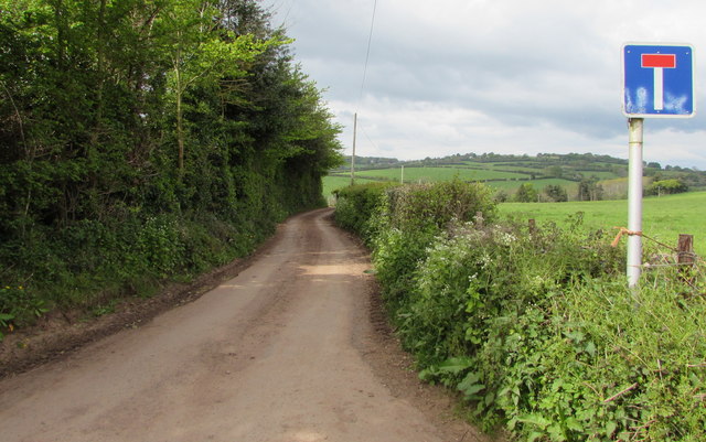 Dead-end side road in Upper Trewen, Herefordshire