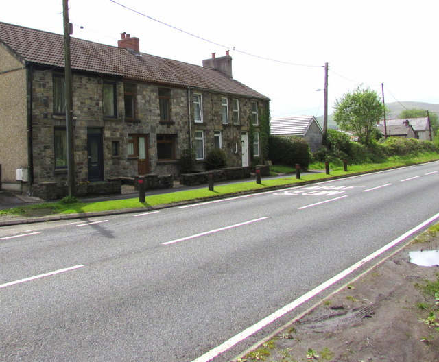 Row of four stone houses in Ystradgynlais