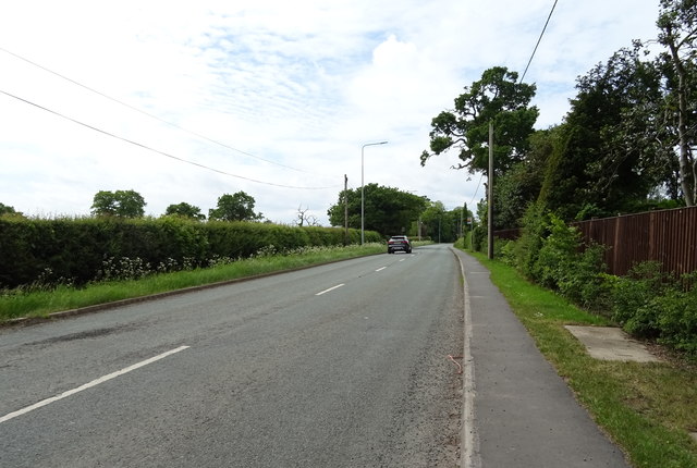 Wrexham Road (B5445) © JThomas :: Geograph Britain and Ireland