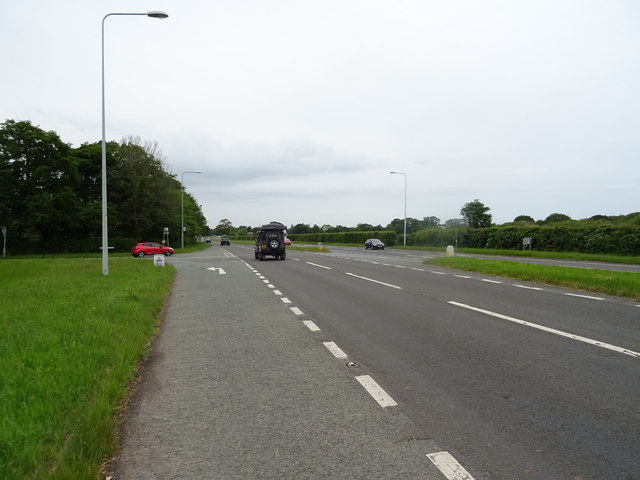 Parkgate Road (A540) © JThomas cc-by-sa/2.0 :: Geograph Britain and Ireland