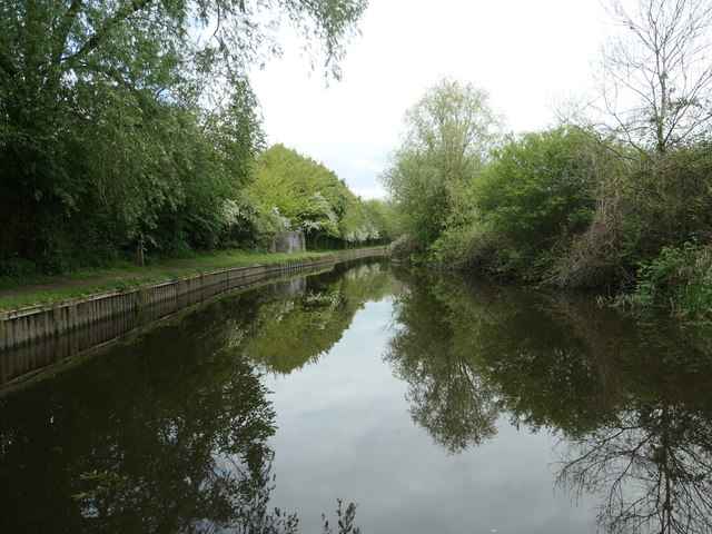 Grand Union [Leicester] Canal, near John Merrick's Lake