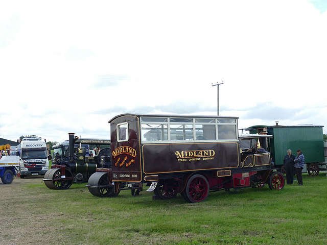 Steam omnibus at the Smallwood Rally