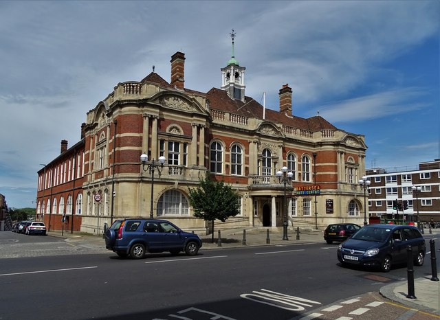 Battersea Arts Centre On Lavender Hill © Neil Theasby Cc-by-sa 2.0 