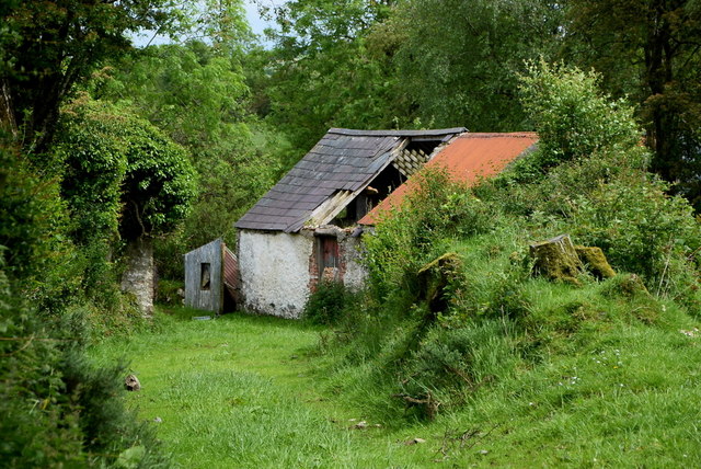 Ruined cottage, Drumnakilly