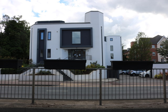 Office block on Walton Street, Aylesbury