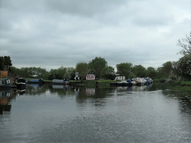 Two ways on the River Soar at Red Hill © Christine Johnstone ...