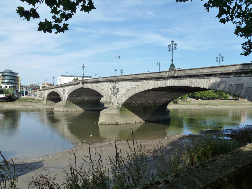 Kew Bridge Robin Webster Geograph Britain And Ireland   6187007 19f4a8f4 Original 