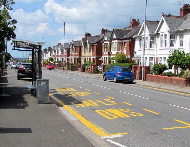 bus stop 15 gbt near me