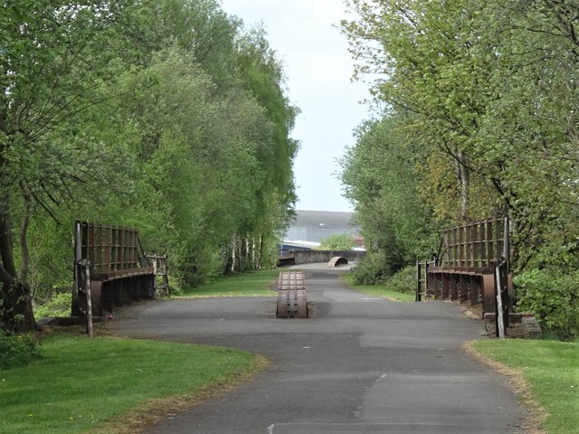 Former Caledonian "Riverside" railway line, between Whiteinch and Scotstoun