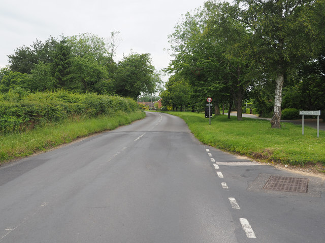 Road to Thompson in Griston
