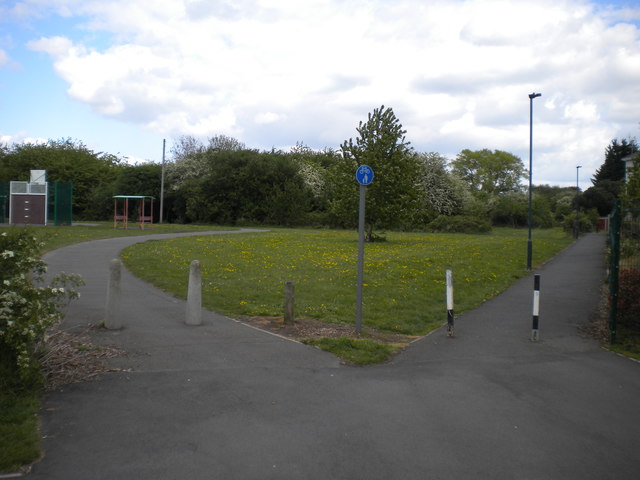 Two paths in Kiwi Park, Crewton © Richard Vince :: Geograph Britain and ...