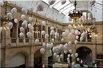 NS5666 : Floating Heads by Sophie Cave, Kelvingrove Art Gallery and Museum by Mark Anderson