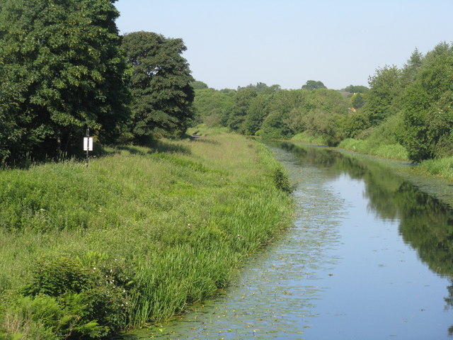 The Forth & Clyde Canal at Bishopbriggs © M J Richardson :: Geograph ...