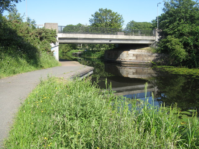 Farm Bridge, Bishopbriggs © M J Richardson cc-by-sa/2.0 :: Geograph ...