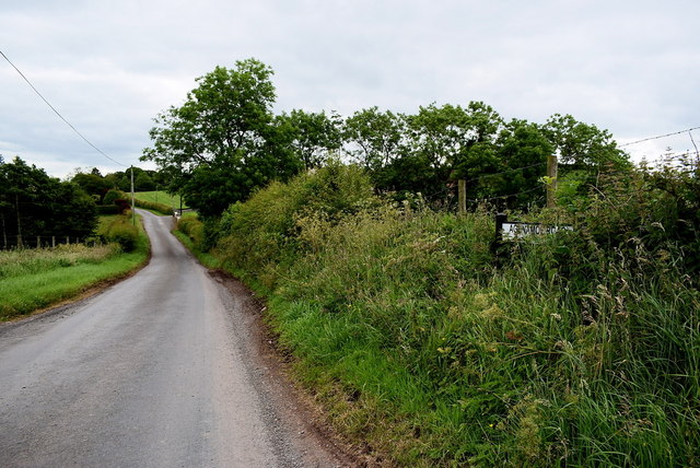 Aghnamoe Road, Galbally © Kenneth Allen cc-by-sa/2.0 :: Geograph Ireland