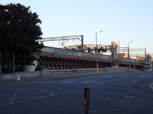 Caledonian Railway Bridge, Glasgow © Rudi Winter Cc-by-sa/2.0 ...