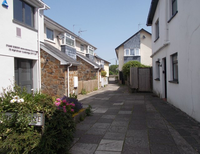 Cooper's Lane - High Street