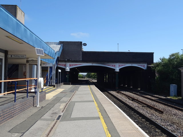 Burton On Trent Railway Station C Jthomas Geograph Britain And Ireland